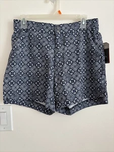 The American Outdoorsman for Women's Sport Shorts 30 UPF Protection Size M NWT - Picture 1 of 7