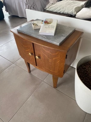 Vintage 1930s Nightstand – Cherry Wood & Original Grey Marble Top - Image 1 of 4