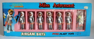 RARE AIRGAM BOYS MISS ASTRONAUT SPACE SERIES PYROPLAST GREEK 80'S GREECE NEW ! - Picture 1 of 11
