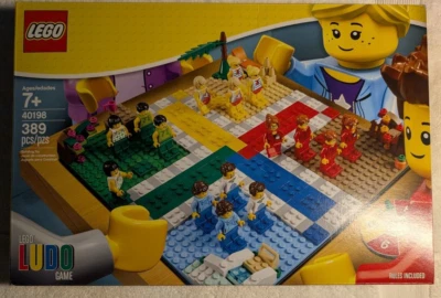 Lego 40198 LUDO Game Set 16 Minifigures 389 Pieces. - Image 1 of 4