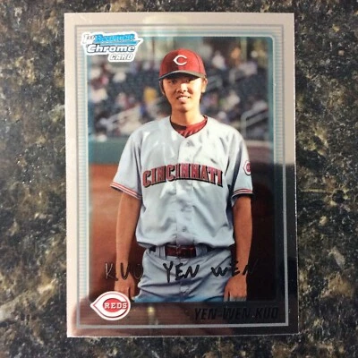 2010 Bowman Chrome Prospects Yen-Wen Kuo #BCP80 - Image 1 of 2