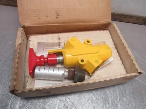 SCHRADER BELLOWS LV30AS 3/8" LOCKOUT VALVE NEW IN BOX OLD STOCK !! - Picture 1 of 7