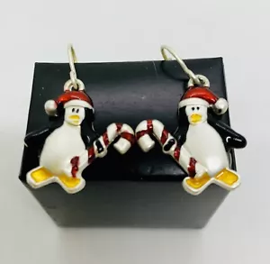 Avon Vintage Earrings Holiday Christmas Penguins Season Unused - Picture 1 of 4