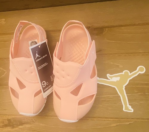 Sandali svasati Nike Air Jordan Peach CI7849 800 da bambina nuovi con etichette (taglia 9