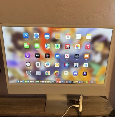 Apple iMac M1 Chip 8-core CPU 24-inch 8GB RAM 256GB SSD Storage Silver - Image 1 of 3