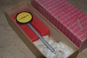 Indicador de esfera Starrett, métrico 0,01 mm, 125 mm de largo vástago excelente - Imagen 1 de 13