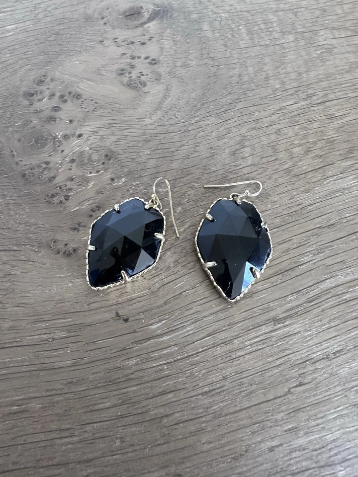Kendra Scott Corley Earrings Gold with Black Onyx - Image 1 of 4