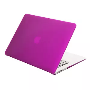 Custodia rigida Insignia 13" MacBook Air (NS-MMA13U-C) - viola - Foto 1 di 1