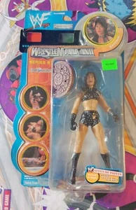 WWF WWE WrestleMania XVII Serie 9 Chyna Actionfigur Jakks 2001 NEU Echter Scan - Bild 1 von 12