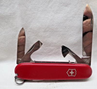Victorinox Swiss Army Multi Tool 6 Blade Officier Red Knife 3 1/2" Closed - Image 1 of 4