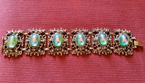 Bracciale pannello cabochon respiro drago filigrana tono oro vintage anni 50 - Foto 1 di 7