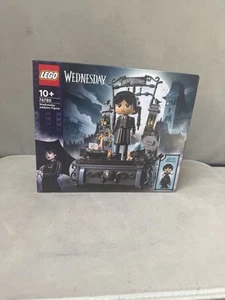 LEGO Wednesday Addams Figure 76780 New and Sealed - Picture 1 of 6
