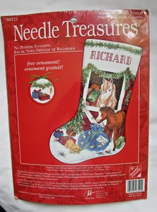 Needle Treasures "No Peeking Stocking" Counted Cross Stitch Kit Horses Puppy - Picture 1 of 7