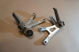 Yamaha FZR1000 2GH FZR 1000 GENESIS 1987 set of rear footrests pegs body frame - Picture 1 of 7