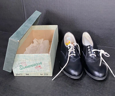 Zapatos Oxford vintage de cuero negro Scamperoos de los años 50-60 para niños talla 2,5 - Nuevos de Lote Antiguo Foto 1 de 4