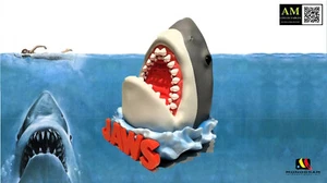 Monogram - Jaws - Il Grande Squalo Deluxe Risparmio Contenitore Figurina - Foto 1 di 5