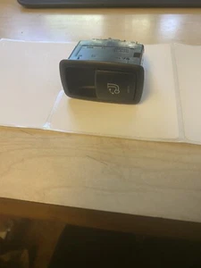BRAND NEW MERCEDES-BENZ ML W166 Hitching Mechanism Switch A1669051700 GENUINE - Picture 1 of 5