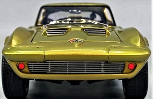 Race Car Corvette StingRay Chevy Custom Hot Rod Carousel Gold 1:18 55 57 12 1963 - Picture 1 of 15
