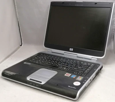 FOR PARTS 15.4" HP Pavilion zv5000 (Intel Pentium 4/2.40 GHz/NO RAM/NO HDD) - Image 1 of 4