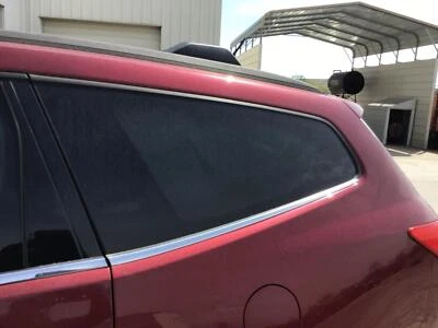 Cuarto de cristal izquierdo usado se adapta a: Chevrolet Traverse L. LT 2011 grado A izquierdo Foto 1 de 2