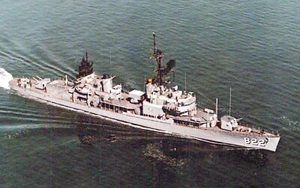 Postal de barco destructor U. S. Robert H. McCard Fram 1 - Imagen 1 de 2
