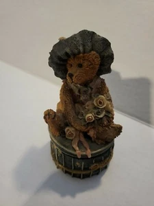 Boyds Bears & Friends Trinket Box "Victoria The Lady 2004" The Boyds Collection - Picture 1 of 4