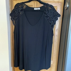 Avenue Women's Short Sleeve Top Black Lace 22/24 - Picture 1 of 4