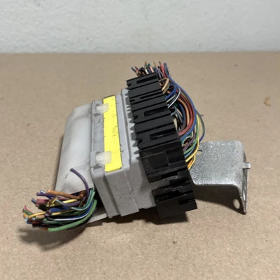 Arnés de cables de lata para camioneta Dodge enchufe conector grande coleta debajo del tablero Foto 1 de 4