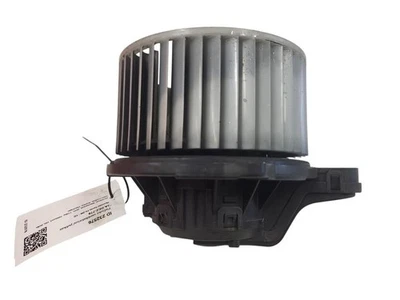 Riscaldamento abitacolo Hyundai Santa Fé II CM F00S330054 2.0 Diesel 110kw 32980518 - Immagine 1 di 4