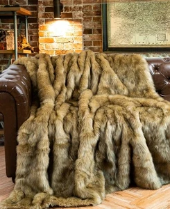 Battilo Luxury Tipped Faux Fur Throw 50" x 60" - Picture 1 of 5
