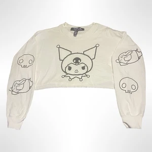 Forever 21 Sanrio Kuromi Logo Crop Top Langarm Weiß/Creme Größe M - Bild 1 von 3
