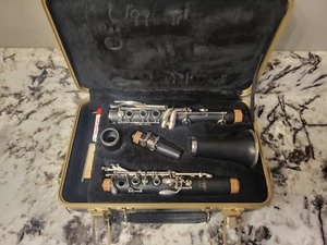 Selmer CL301 Student USA Bb Clarinet - Picture 1 of 5