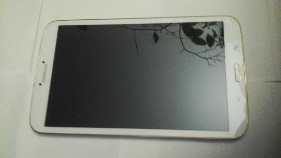 Samsung Galaxy Tab 3 Sm-T 310  White /Brozn Trim On The Used Tablet . - Image 1 of 1