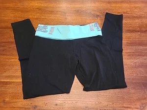 PANTALÓN LEGGING YOGA PLEGABLE LOGOTIPO LENTEJUELAS ROSA NEGRO BLING Victoria Secret S - Imagen 1 de 9