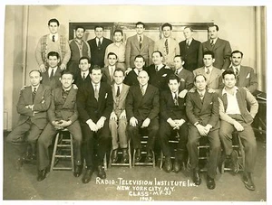 Foto originale 1943 Radio Television Institute, New York, NY, classe MF33, 9x7 - Foto 1 di 2