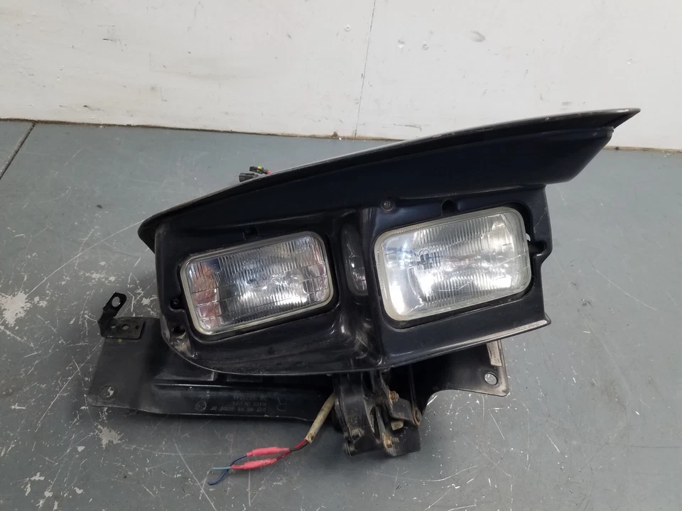 2000 庞蒂亚克 Trans Am WS6 右乘客车头灯 #9837 V10 — 第 1/4 张图片