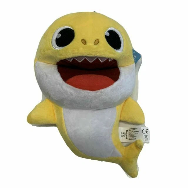 WowWee 61081 Pinkfong Baby Shark Official Song Puppet with Tempo Control - Yellow