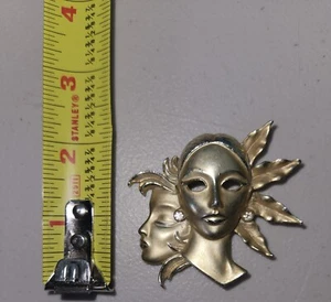 Spilla maschera viso tono oro art deco vintage strass trasparente - Foto 1 di 7