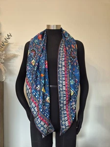 CAMILLA 110cm Square Silk Scarf Blue Pink Red Embellished Peacock - Foto 1 di 17