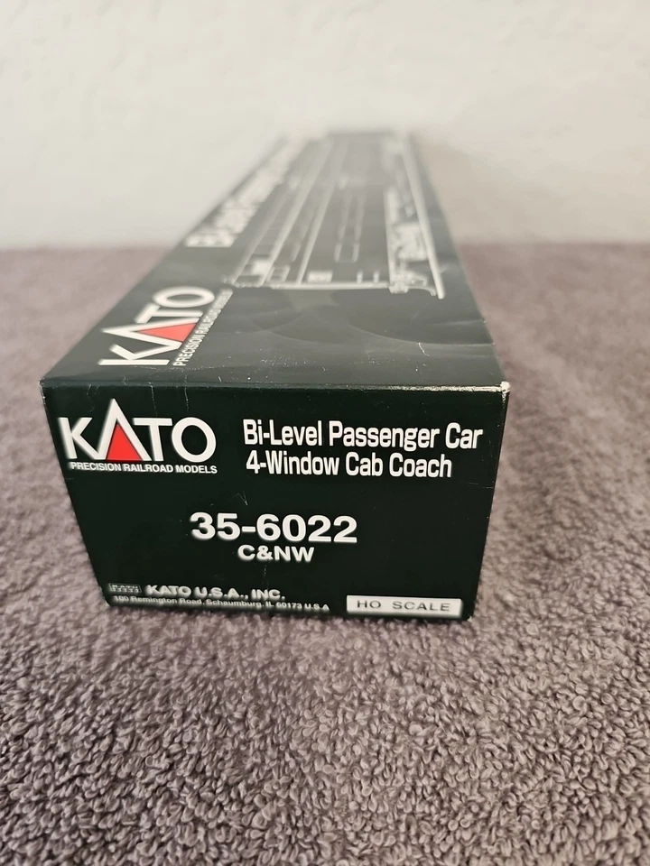 Kato Bi-Level Passenger Car 4-window Cab Coach 35-6022 C&nw - Image 1 of 3