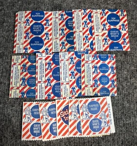 Vintage Cracker Jack Spielzeug Überraschung Wachspapier Verpackung - Bild 1 von 5