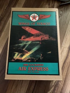 ERTL WINGS OF TEXACO 1929 LOCKHEED AIR EXPRESS DIE CAST COIN BANK - Picture 1 of 6