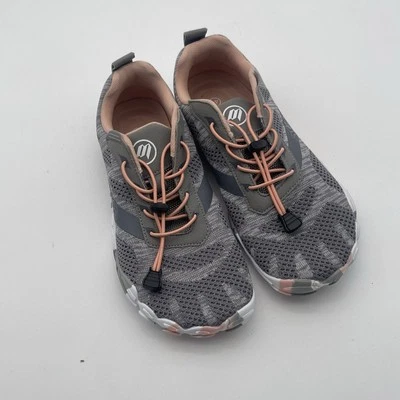 Women's Grey & Pink Lighewight Outdoor Aqua Water Shoes Women's Size 40 US 8.5  - Image 1 of 4