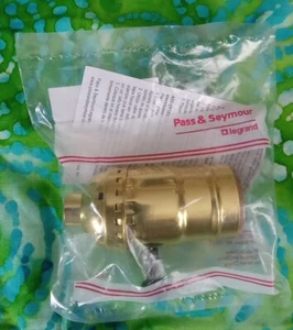 LOT OF 6 NEW PASS & SEYMOUR 250V 3 WAY REPLACEMENT LIGHT SOCKETS - Picture 1 of 5