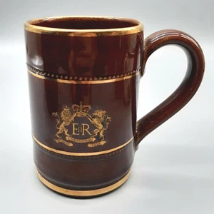 Denby Gres Coronación de la Reina Isabel II 1953 Gold Stein Tankard Inglaterra - Imagen 1 de 7