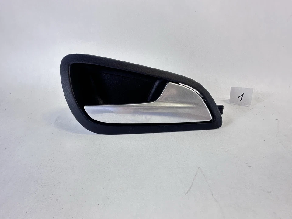 Manija de puerta interior trasera derecha Ford Focus 2012-2018 negra OEM Foto 1 de 4