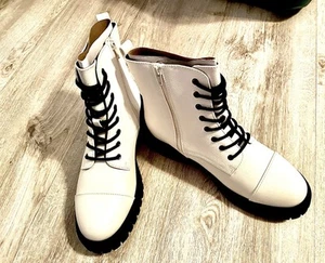 SO Grunge Boots Memory Foam Soles Black & White Women’s Lace Up Platform - Picture 1 of 10
