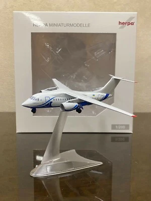 ANTONOV AN-148-100E REG# UR - CTF ESCALA 1/200 MODELO PLÁSTICO HERPA Foto 1 de 4