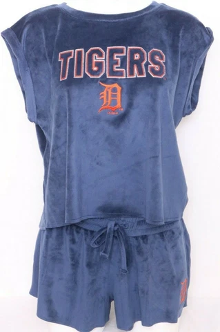 NEW Detroit Tigers MLB Velour Crew Neck Shirt Short 2 PC set  Pajamas Woman's M Cover