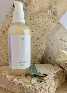 Aloe Glow Cleanser | Best Aloe Glow Cleanser For Mature Women - Picture 1 of 3